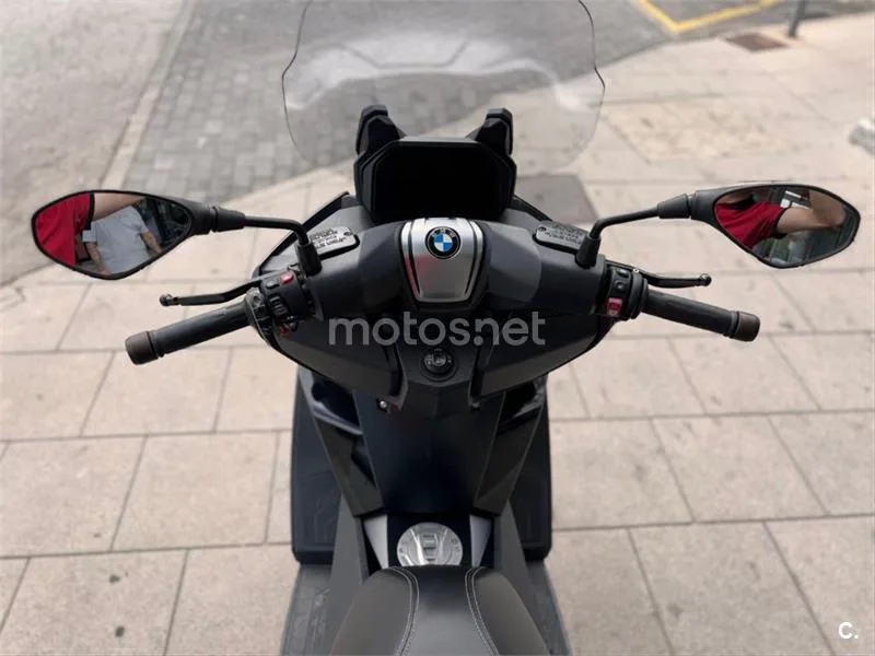 BMW C 400 GT – Vista 12