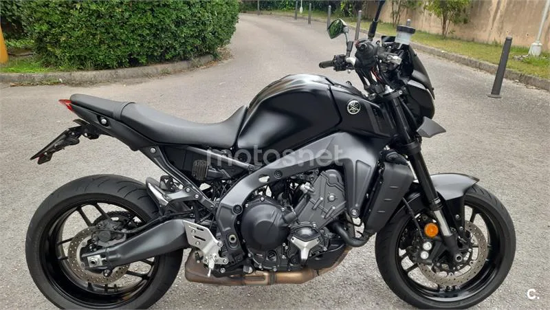 Yamaha MT-09 – Vista 3