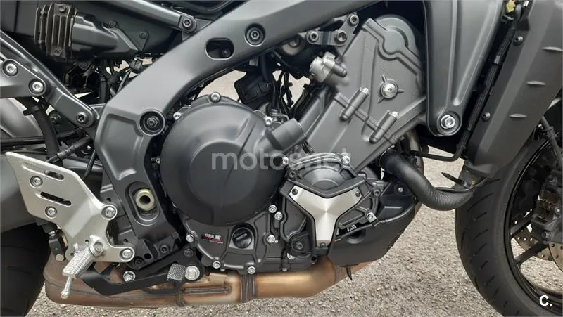 Yamaha MT-09 – Vista 7