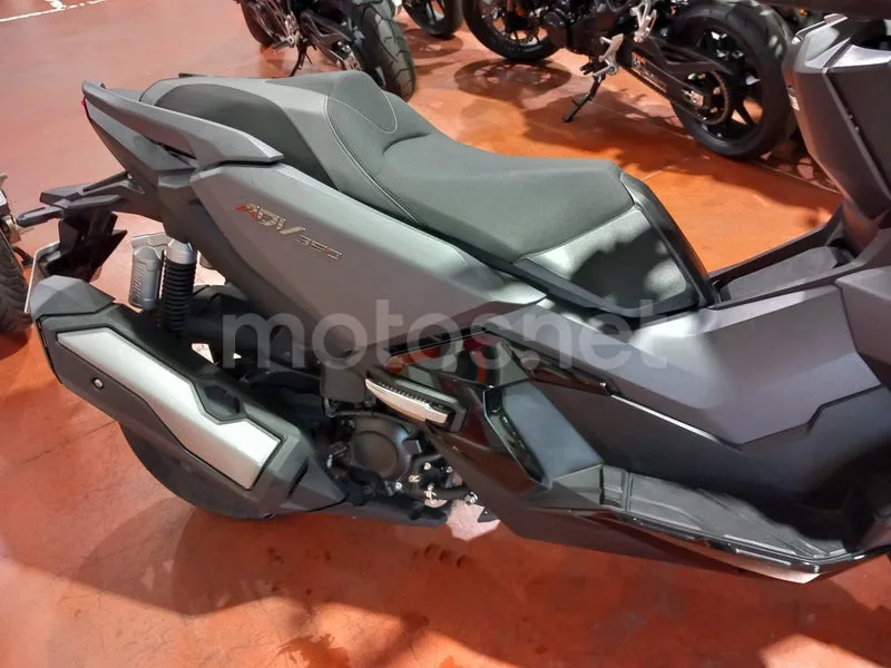 Honda ADV 350 – Vista 6