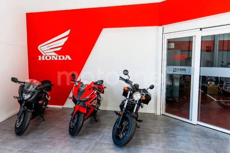 Honda ADV 350 – Vista 10