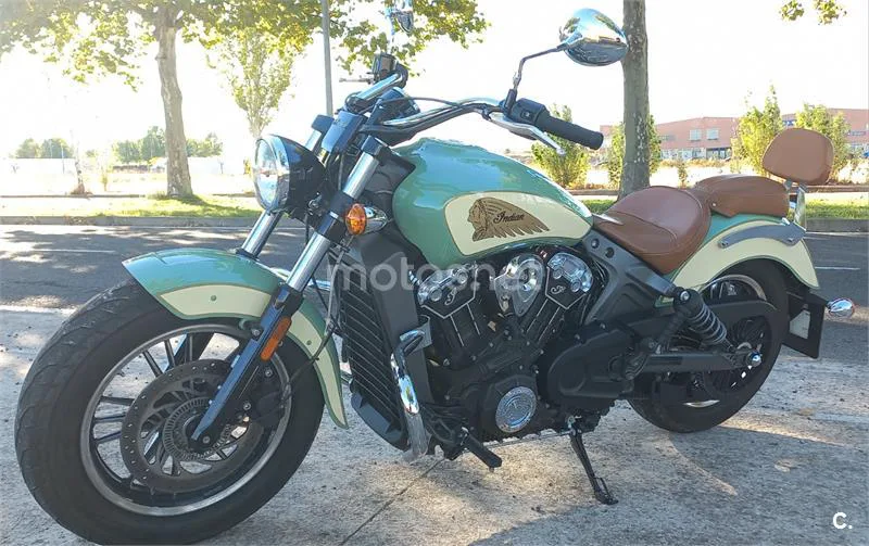 Indian Scout – Vista 19
