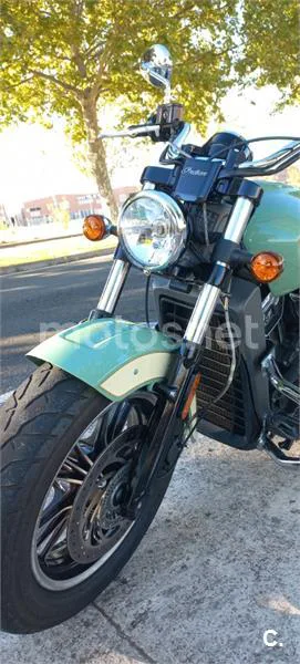 Indian Scout – Vista 21