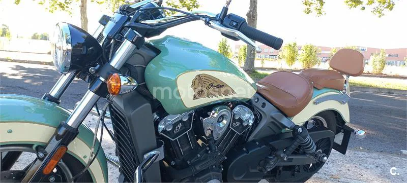 Indian Scout – Vista 24