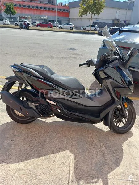Honda Forza 125 – Vista 4