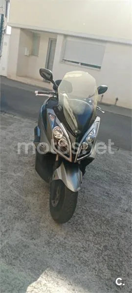 Kymco Super Dink 125i – Vista 2