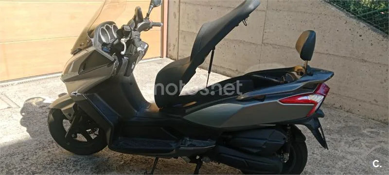 Kymco Super Dink 125i – Vista 11