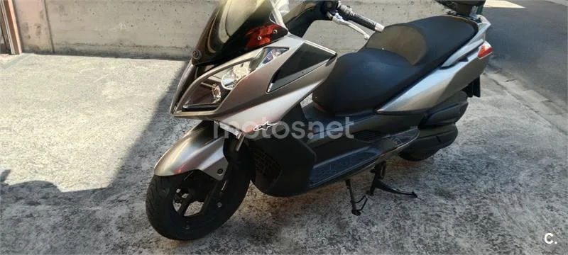 Kymco Super Dink 125i – Vista 3