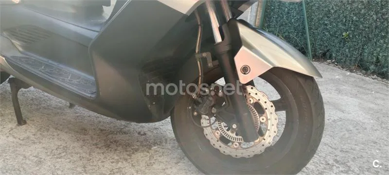 Kymco Super Dink 125i – Vista 5