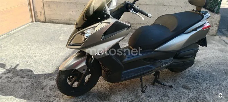 Kymco Super Dink 125i – Vista 9