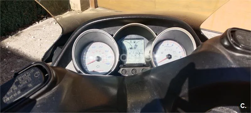 Kymco Super Dink 125i – Vista 10