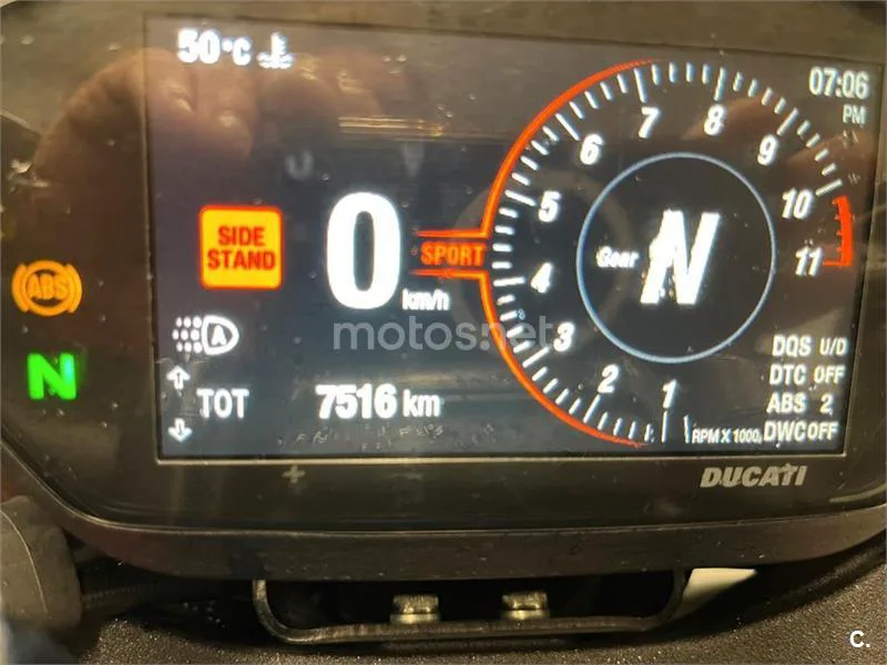 Ducati Hypermotard – Vista 7