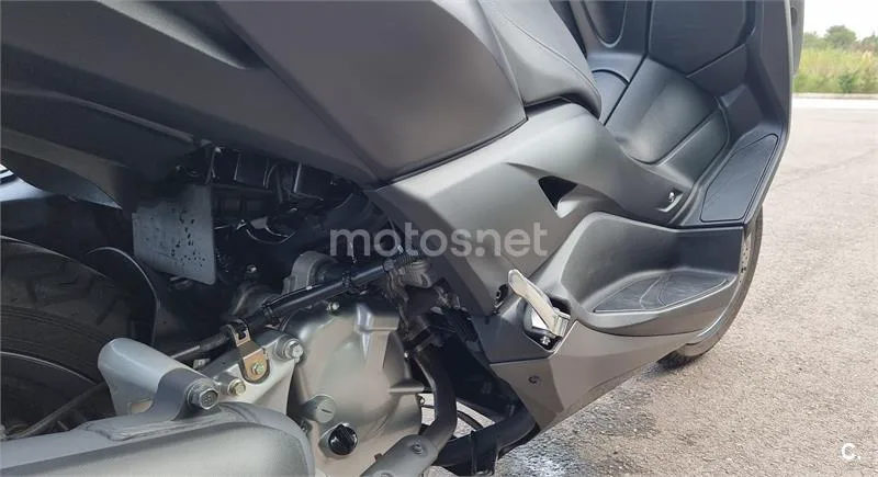 Yamaha XMAX 125 – Vista 6