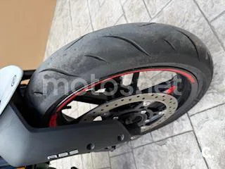 CFMOTO 450 NK – Vista 12
