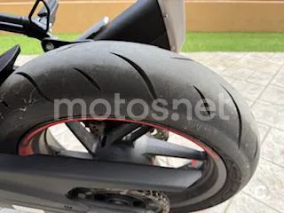 CFMOTO 450 NK – Vista 9