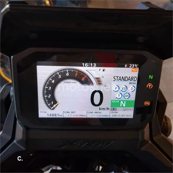 Honda X-ADV – Vista 4