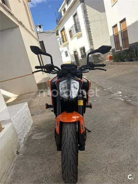 KTM 790 – Vista 3