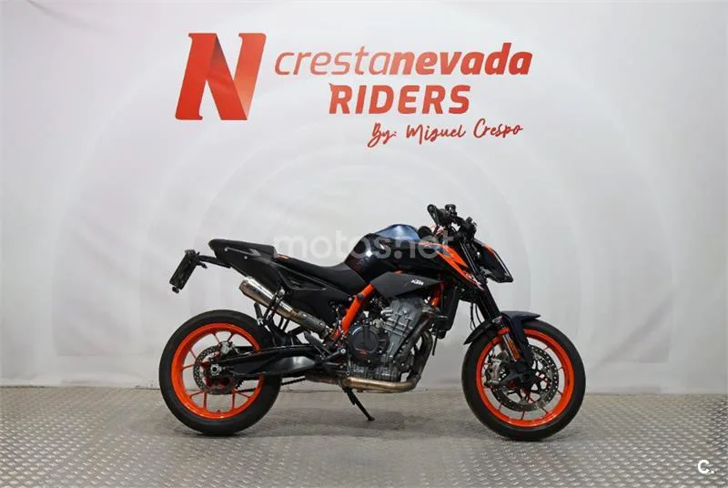 KTM 890 – Vista 7
