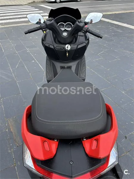 SYM Joymax 125 – Vista 3