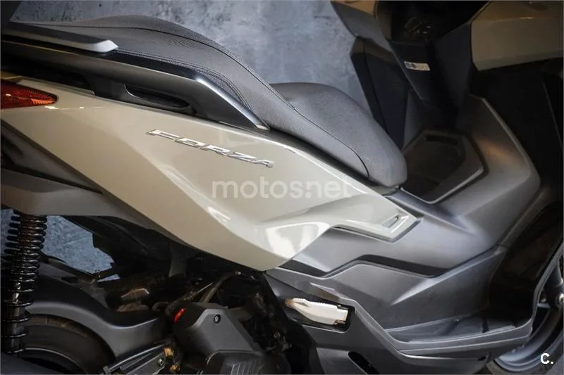 Honda Forza 125 – Vista 7