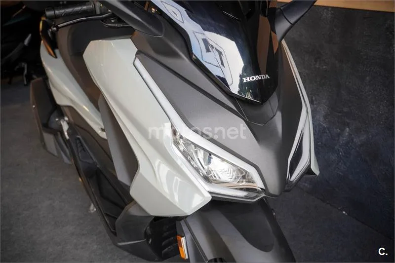 Honda Forza 125 – Vista 9