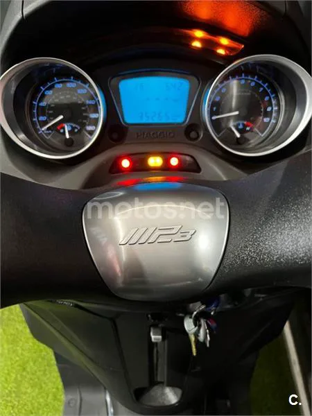 Piaggio MP3 – Vista 8