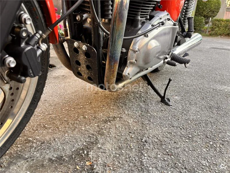 Triumph Bonneville SE – Vista 7