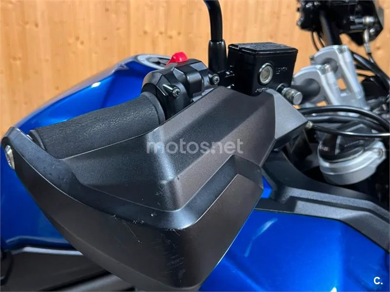 Triumph Tiger Explorer 1200 – Vista 25