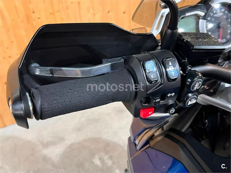 Triumph Tiger Explorer 1200 – Vista 53