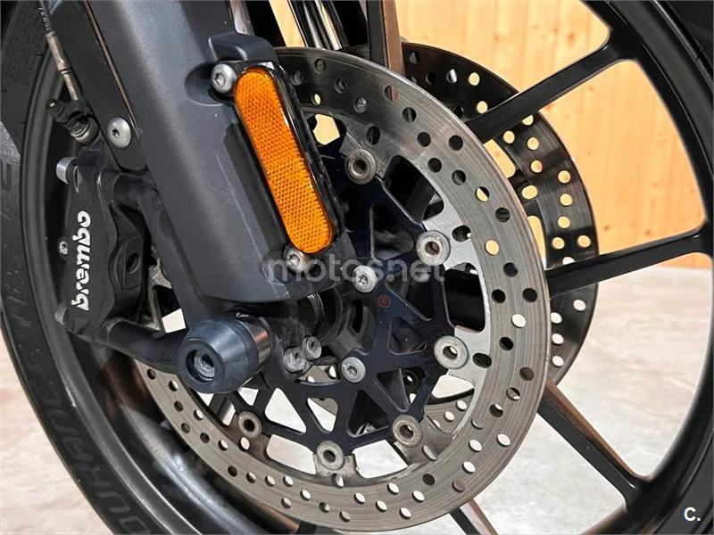 Triumph Tiger Explorer 1200 – Vista 7