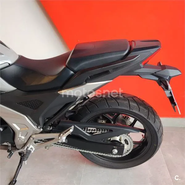Honda NC 750 X – Vista 6
