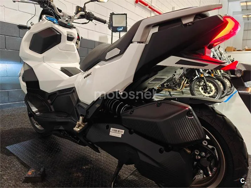SYM ADX 125 – Vista 5