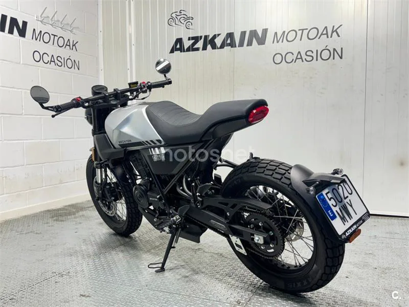 Brixton Crossfire 125 - Vista 4