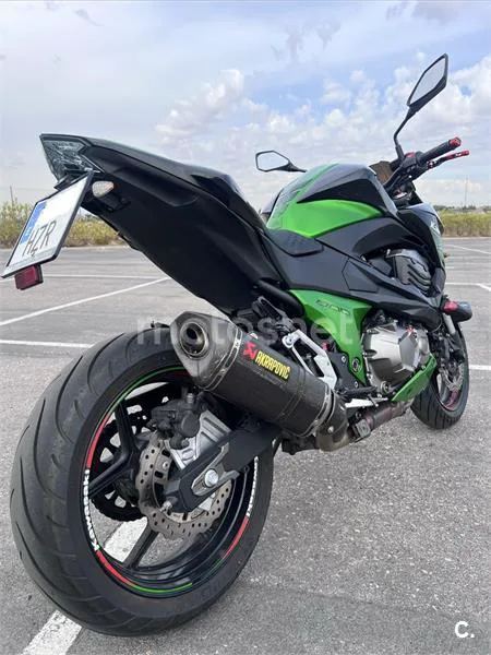 Kawasaki Z 800 – Vista 3