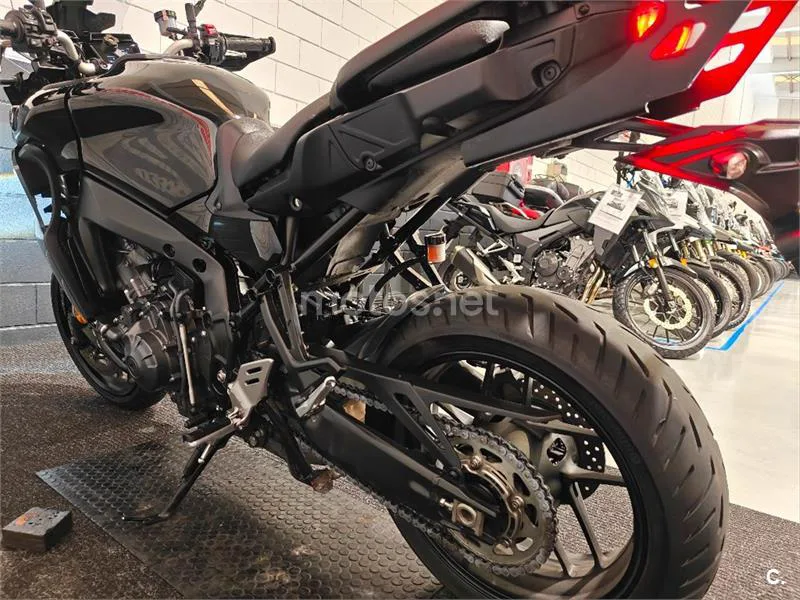 Yamaha Tracer 9 – Vista 5
