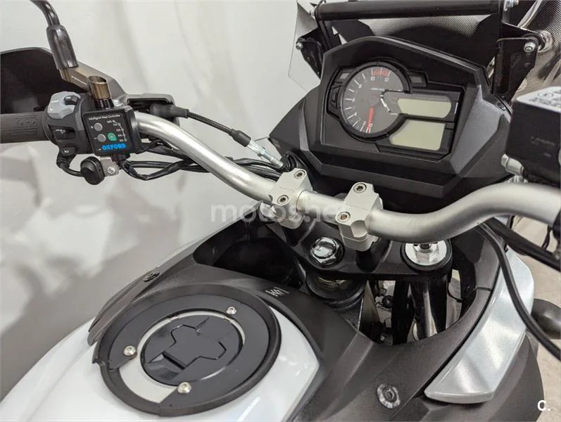Suzuki V-Strom 650 – Vista 13