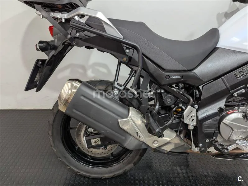 Suzuki V-Strom 650 – Vista 10