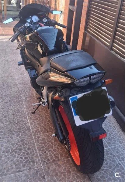 Yamaha R6 – Vista 11