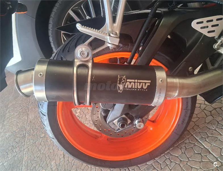 Yamaha R6 – Vista 5