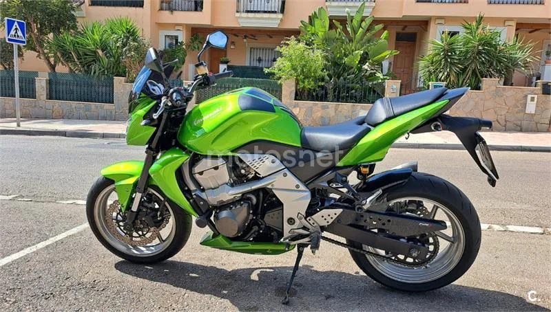 Kawasaki Z 750 – Vista 7