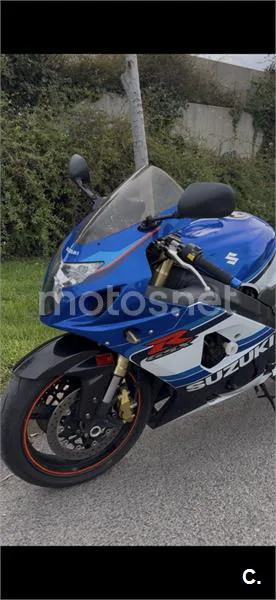 Suzuki GSX R750 – Vista 4