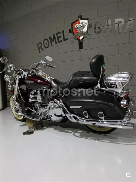 Harley-Davidson Road King Classic – Vista 14