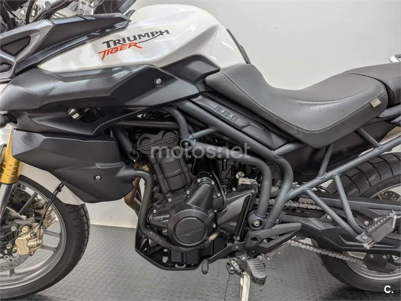Triumph Tiger 800 – Vista 3