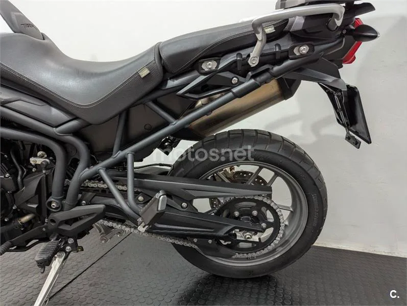Triumph Tiger 800 – Vista 4