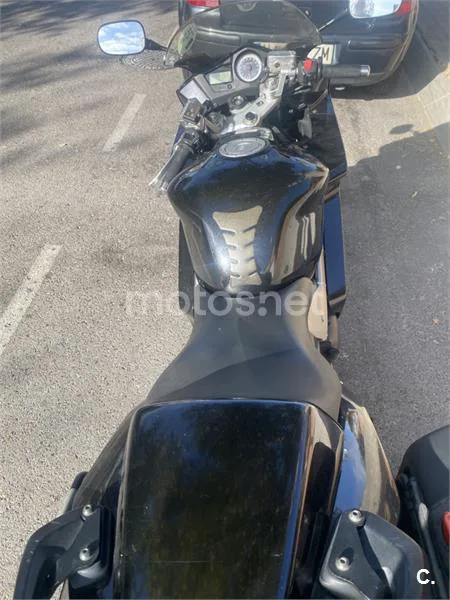 Honda VFR 800 FI – Vista 10