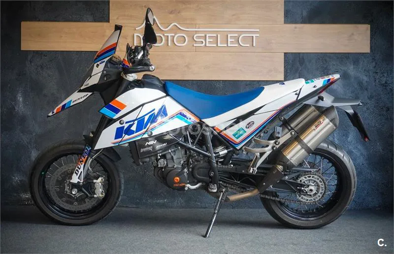 KTM 690 SMC R – Vista 10
