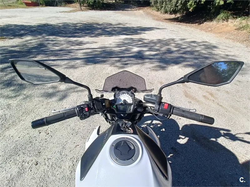 Kawasaki ER-6N – Vista 9