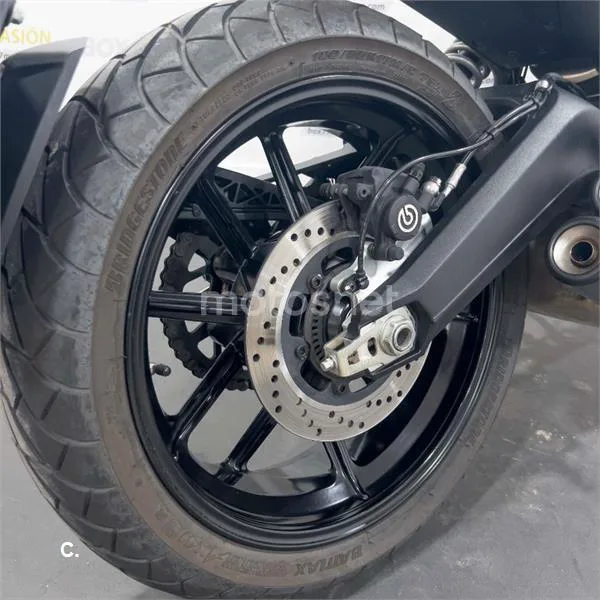 Ducati Scrambler – Vista 13