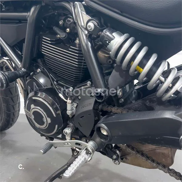 Ducati Scrambler – Vista 9