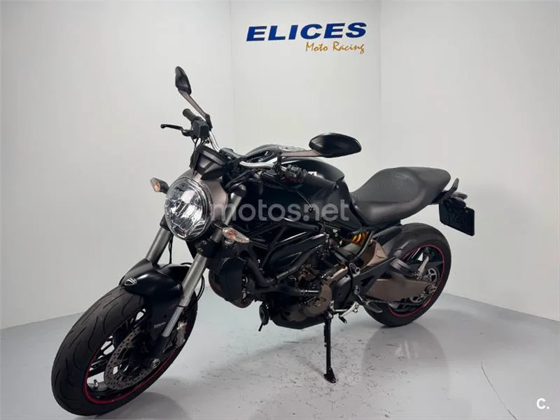 Ducati Monster 821 – Vista 11